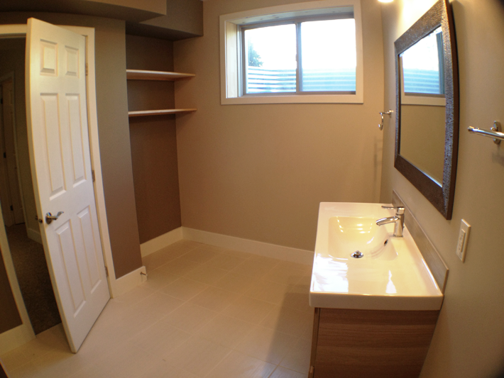 Normandy-basement-bathroom